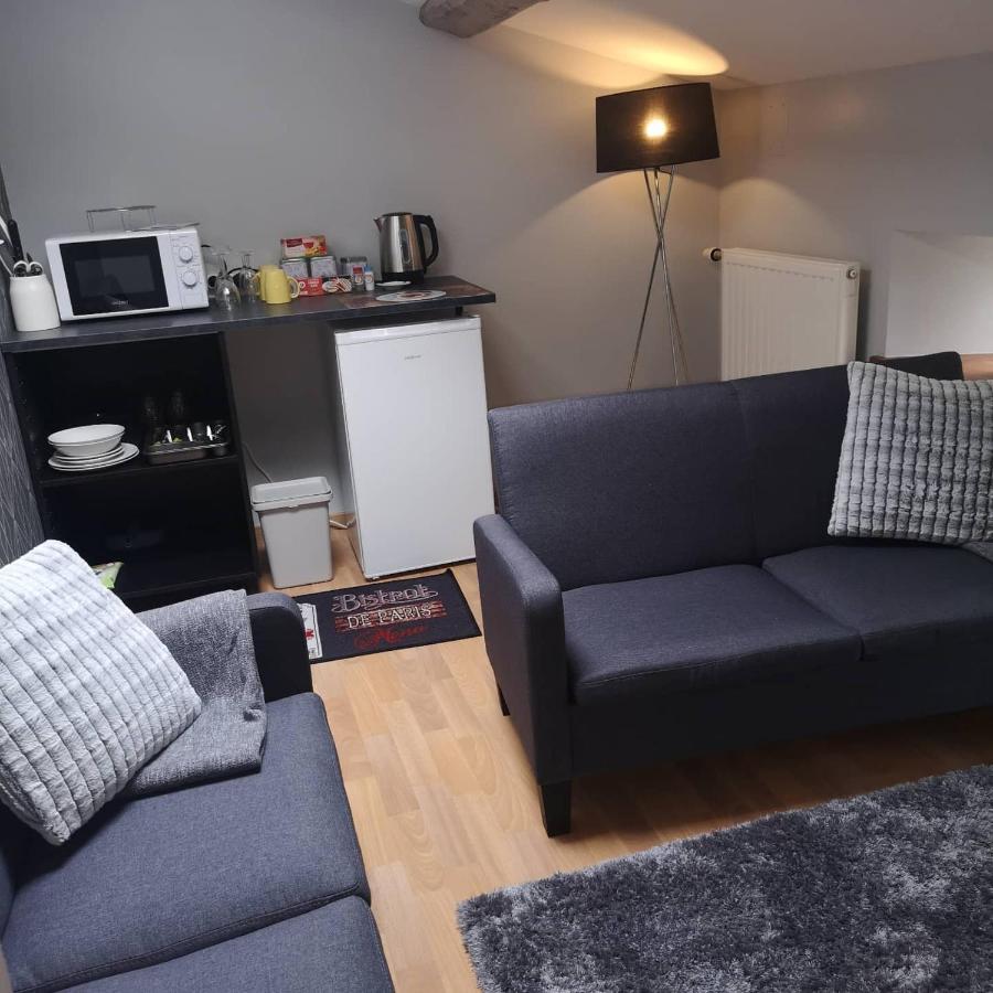 Le Pommier Chambre D'Hote Clussais-la-Pommeraie Ngoại thất bức ảnh